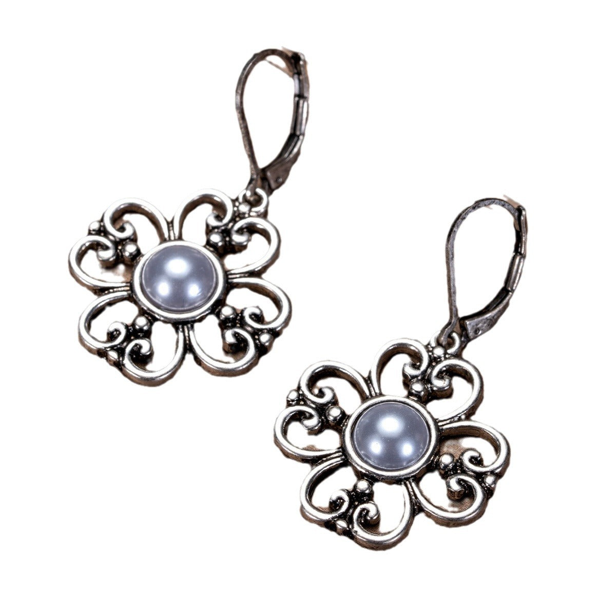 Flowered Pearl Earrings